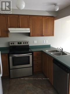 92 Rodgers Road, Guelph, Ontario  N1G 4Z5 - Photo 12 - X12161859