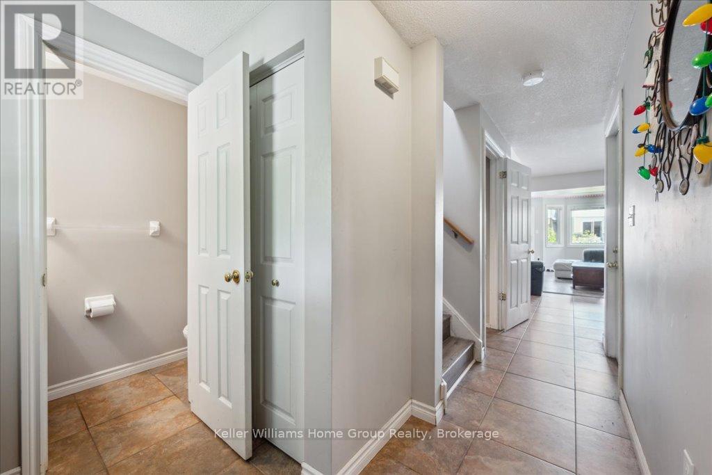 92 Rodgers Road, Guelph, Ontario  N1G 4Z5 - Photo 7 - X12161859