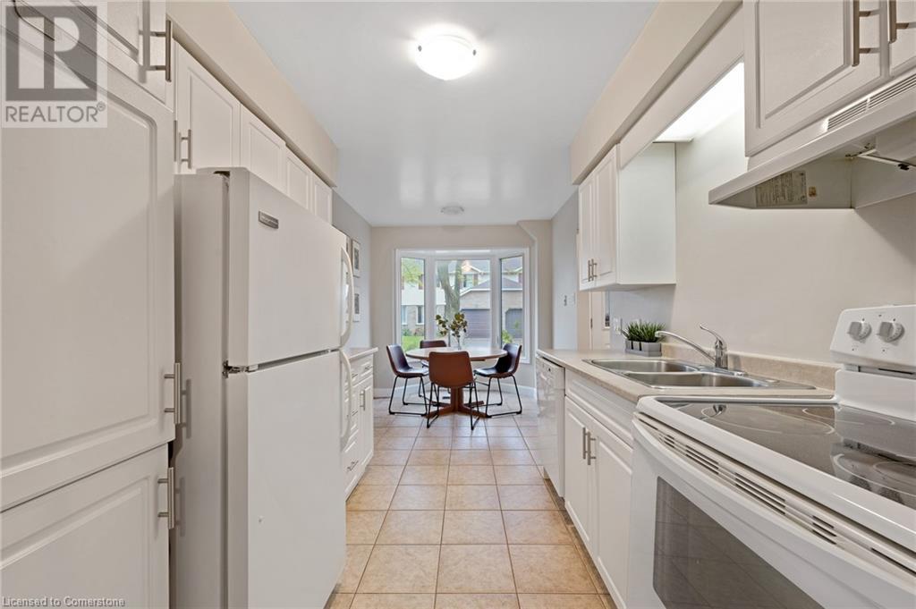 476 Kingscourt Drive Unit# 13, Waterloo, Ontario  N2K 3R3 - Photo 12 - 40735907