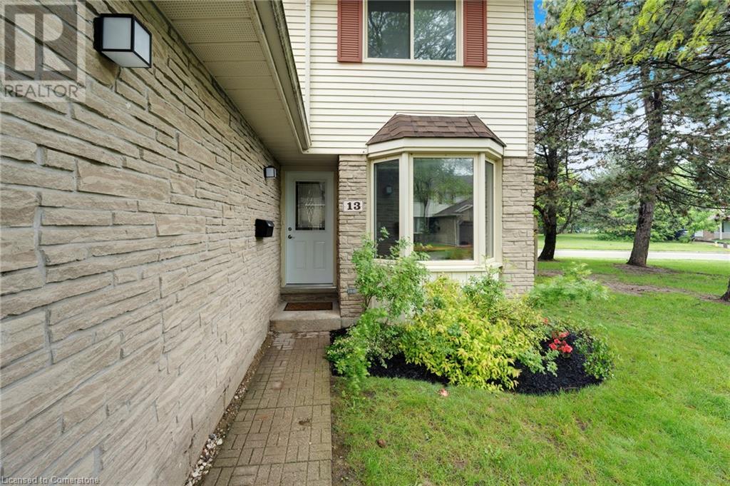 476 Kingscourt Drive Unit# 13, Waterloo, Ontario  N2K 3R3 - Photo 2 - 40735907