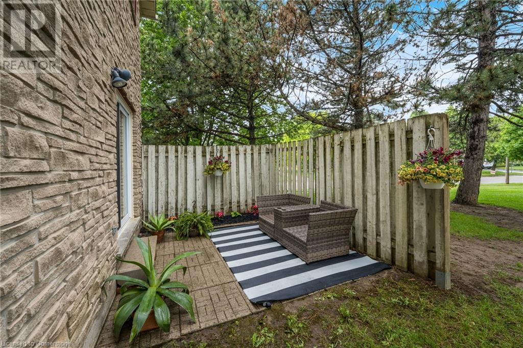 476 Kingscourt Drive Unit# 13, Waterloo, Ontario  N2K 3R3 - Photo 27 - 40735907
