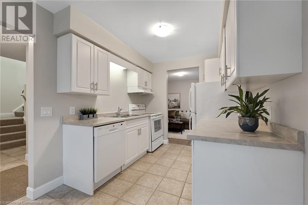476 Kingscourt Drive Unit# 13, Waterloo, Ontario  N2K 3R3 - Photo 9 - 40735907