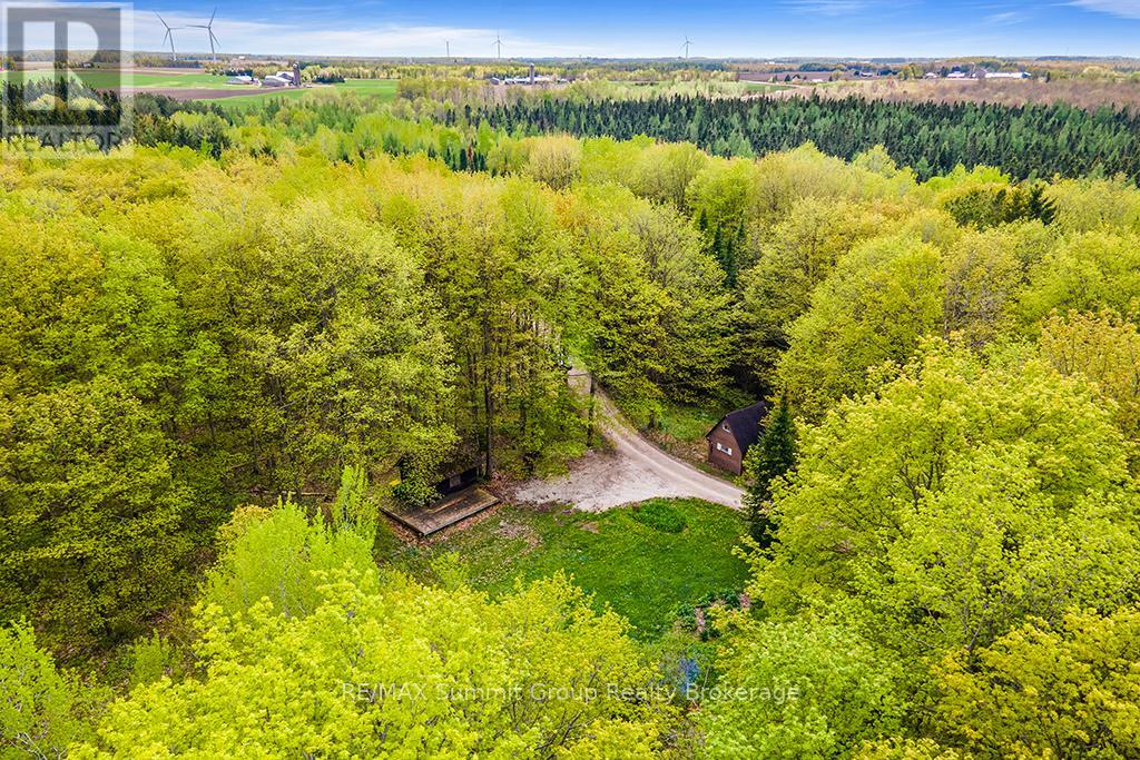 132 South View Lane, Grey Highlands, Ontario  N0C 1B0 - Photo 3 - X12185515