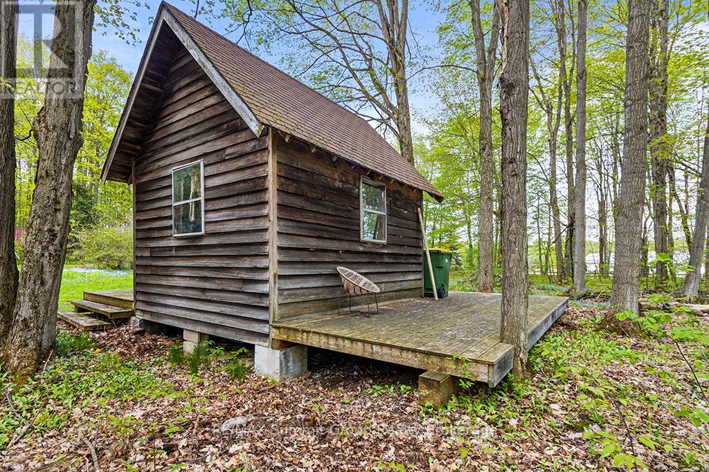 132 South View Lane, Grey Highlands, Ontario  N0C 1B0 - Photo 6 - X12185515