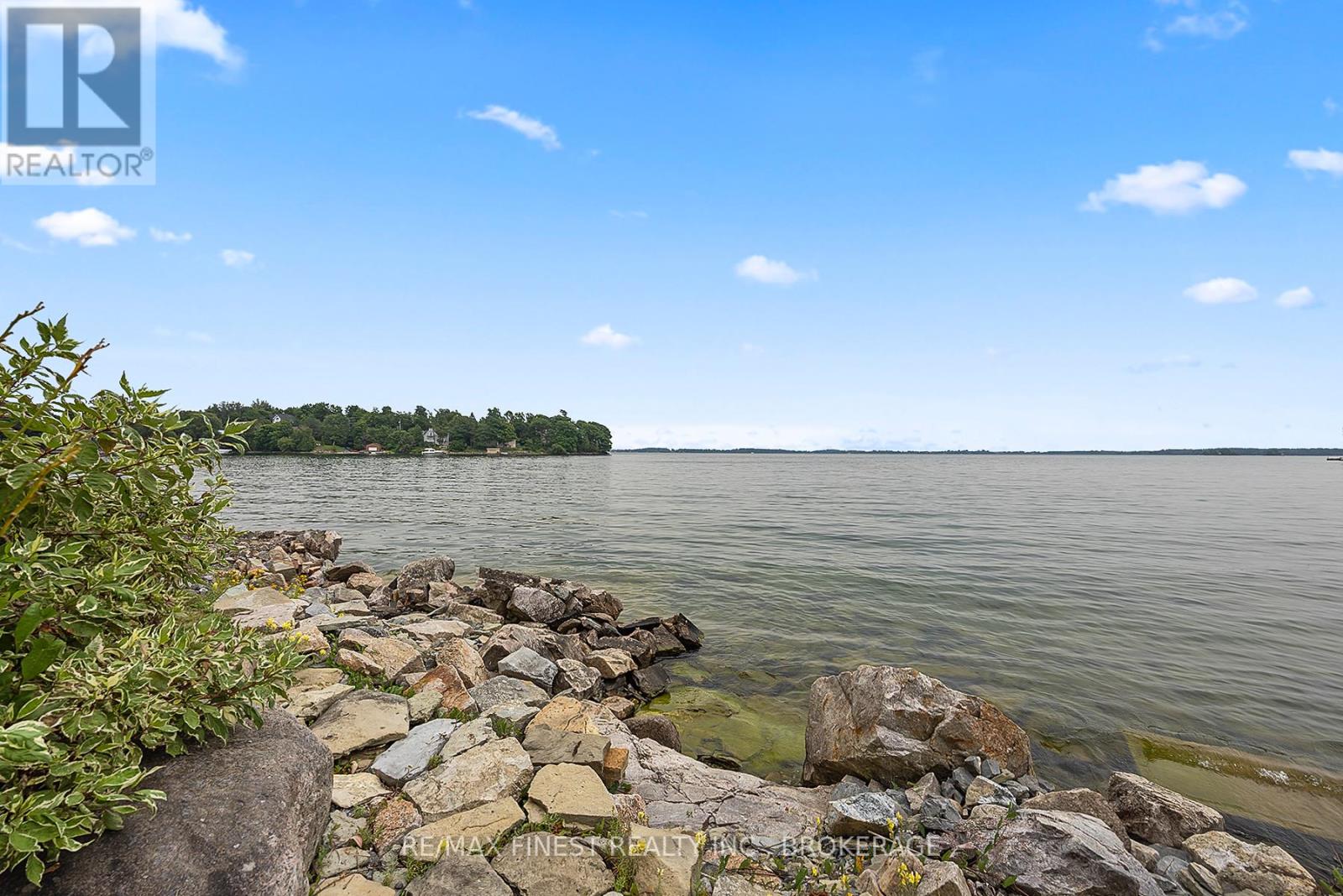 1a Island Bateau, Kingston (Kingston East (Incl Cfb Kingston)), Ontario  K7L 4V1 - Photo 11 - X12182364