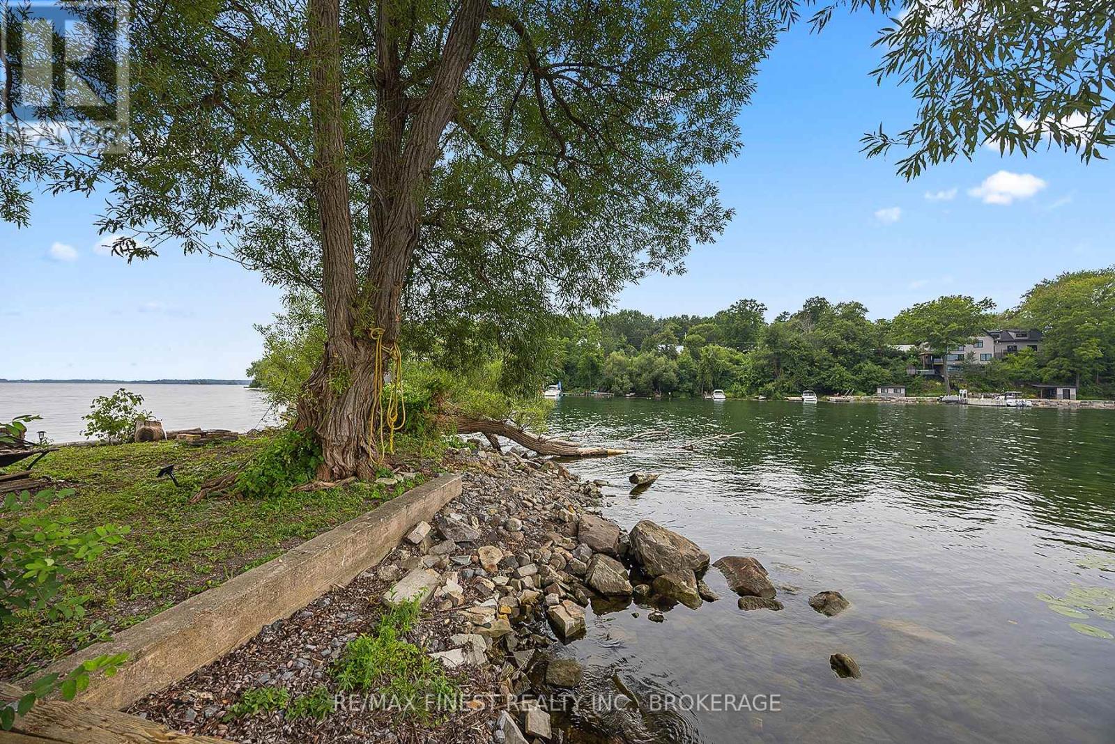 1a Island Bateau, Kingston (Kingston East (Incl Cfb Kingston)), Ontario  K7L 4V1 - Photo 7 - X12182364