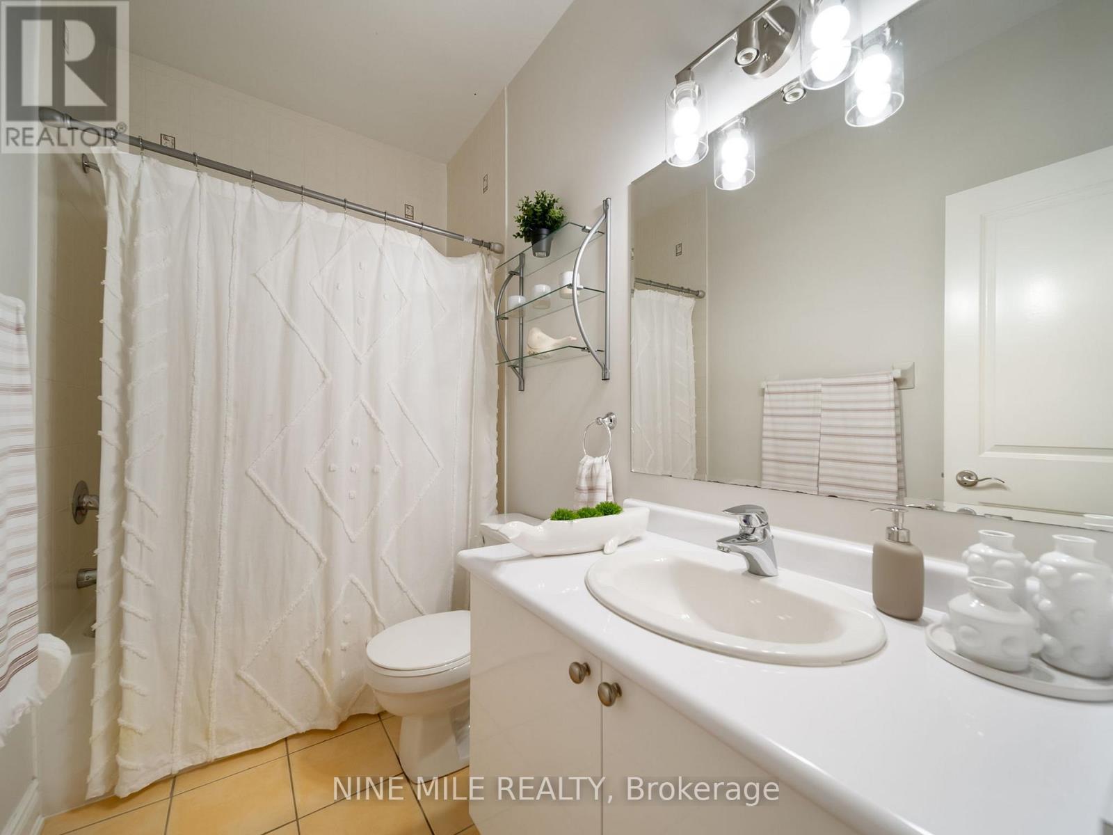 8 - 5 Invermara Court, Orillia, Ontario  L3V 8B4 - Photo 28 - S12188196