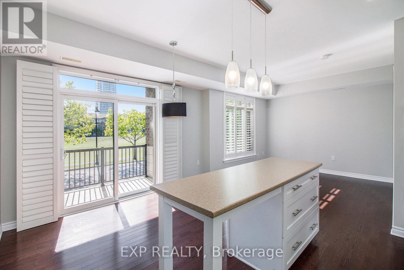 205 - 755 Beauparc Private, Ottawa, Ontario  K1J 0B5 - Photo 15 - X12182227