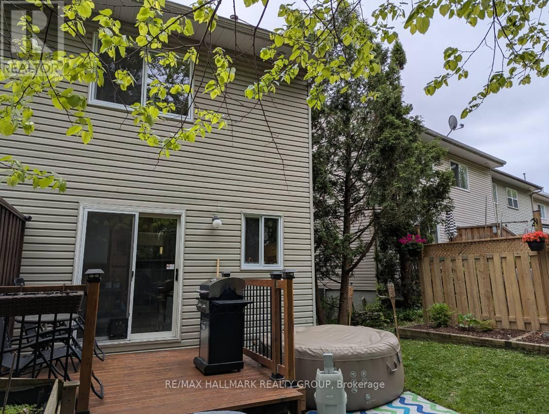 210 Provender Avenue, Ottawa, Ontario  K1K 4N7 - Photo 22 - X12163475