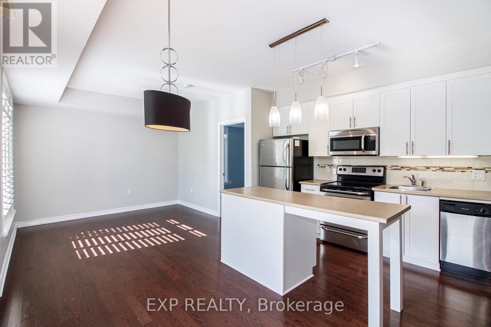 205 - 755 Beauparc Private, Ottawa, Ontario  K1J 0B5 - Photo 10 - X12182227