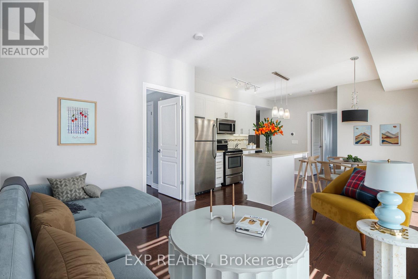 205 - 755 Beauparc Private, Ottawa, Ontario  K1J 0B5 - Photo 4 - X12182227