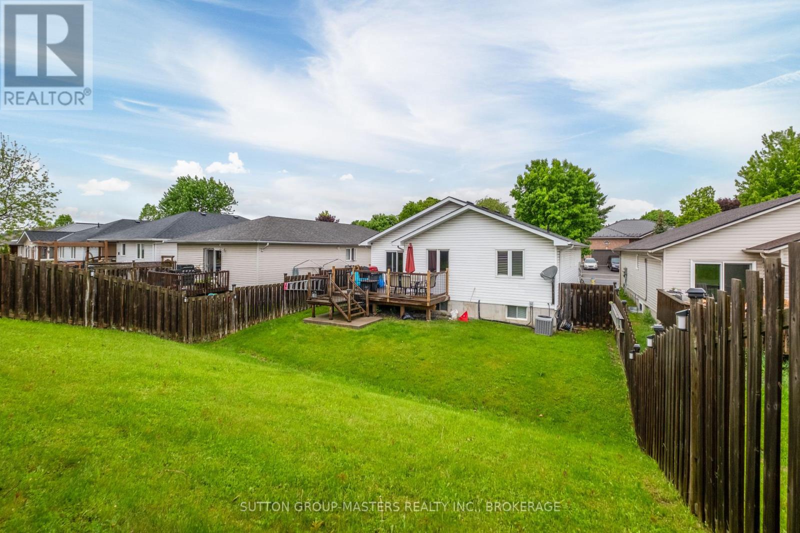 377 Boxwood Street, Kingston (South Of Taylor-Kidd Blvd), Ontario  K7M 9C3 - Photo 5 - X12188283