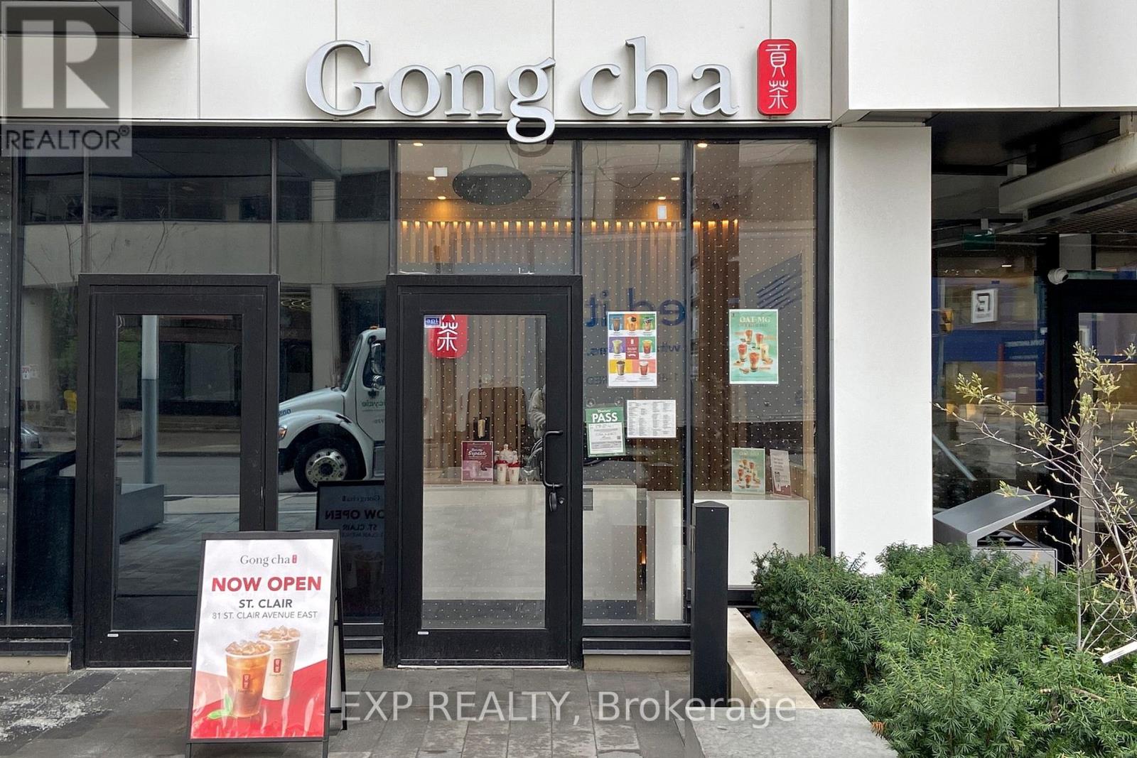 Property at 112 - 81 ST CLAIR AVENUE E image 3