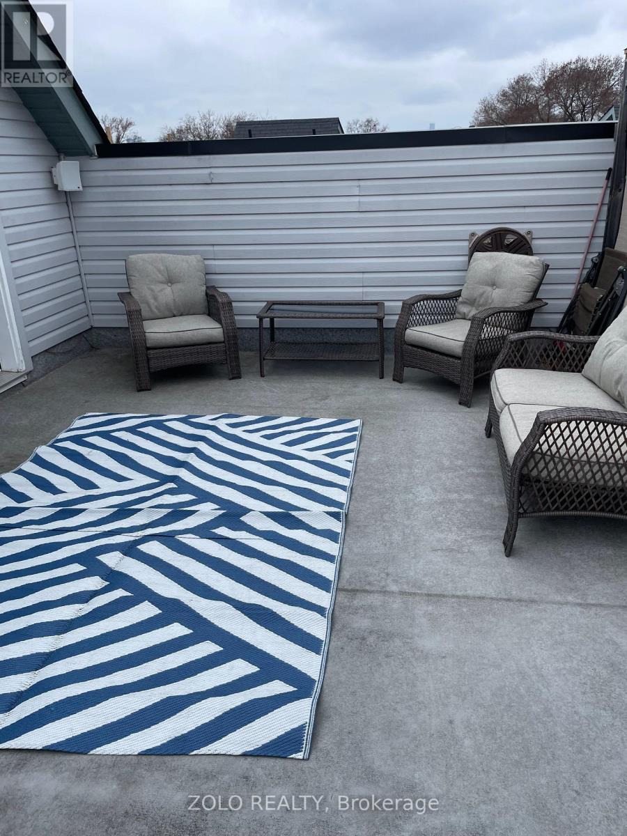 1166 Craven Road, Toronto, Ontario  M4J 0A2 - Photo 9 - E12187972
