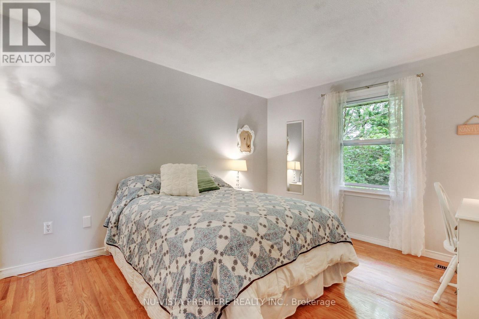 Photo 19 of 37 for 1185 Guildwood Boulevard