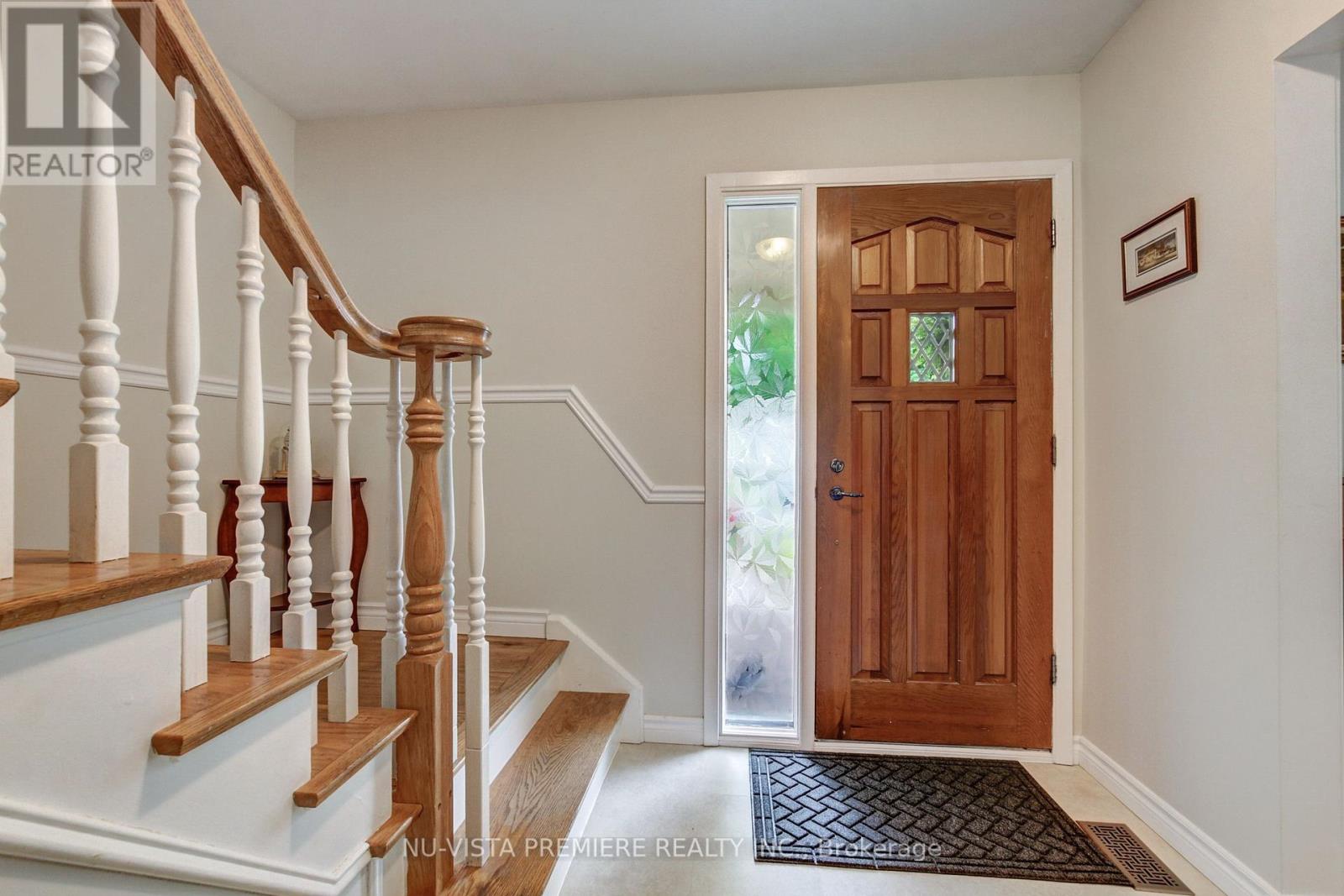 Photo 4 of 37 for 1185 Guildwood Boulevard