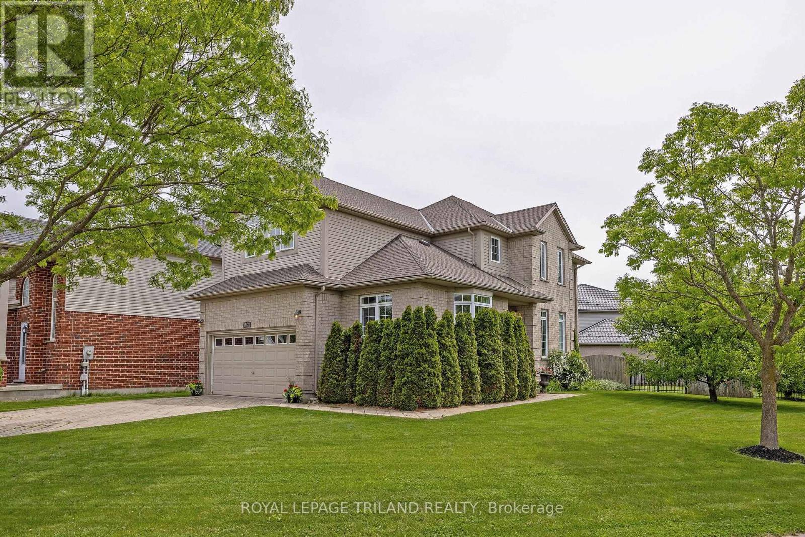 Photo 2 of 46 for 588 North Leaksdale Circle