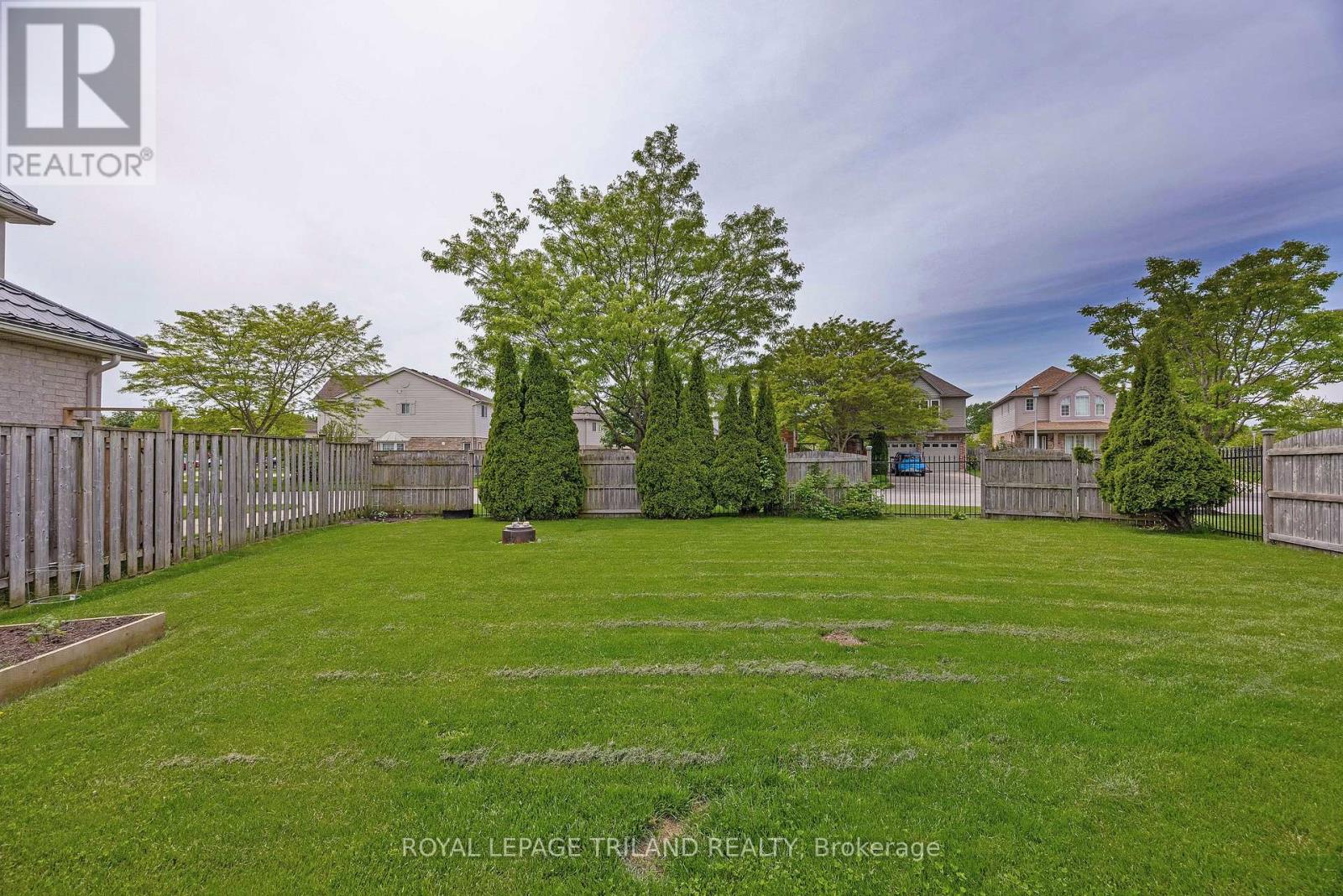Photo 42 of 46 for 588 North Leaksdale Circle