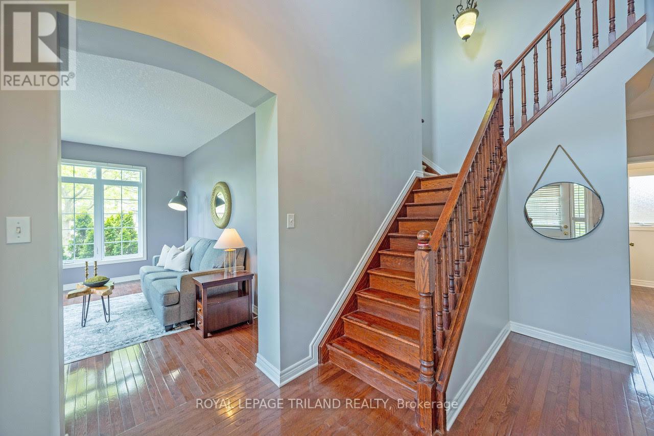 Photo 5 of 46 for 588 North Leaksdale Circle