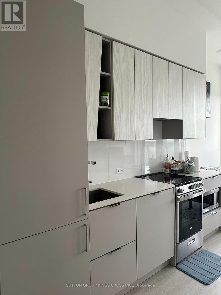 2504 - 3883 Quartz Road, Mississauga (City Centre), Ontario  L5B 0M4 - Photo 12 - W12188194