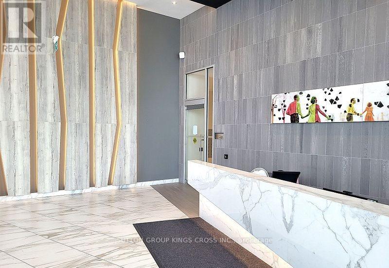 2504 - 3883 Quartz Road, Mississauga (City Centre), Ontario  L5B 0M4 - Photo 5 - W12188194