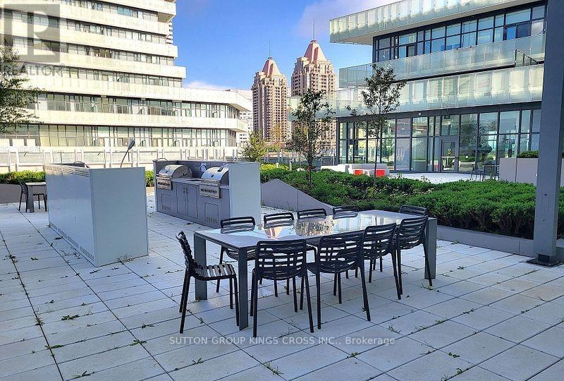 2504 - 3883 Quartz Road, Mississauga (City Centre), Ontario  L5B 0M4 - Photo 6 - W12188194