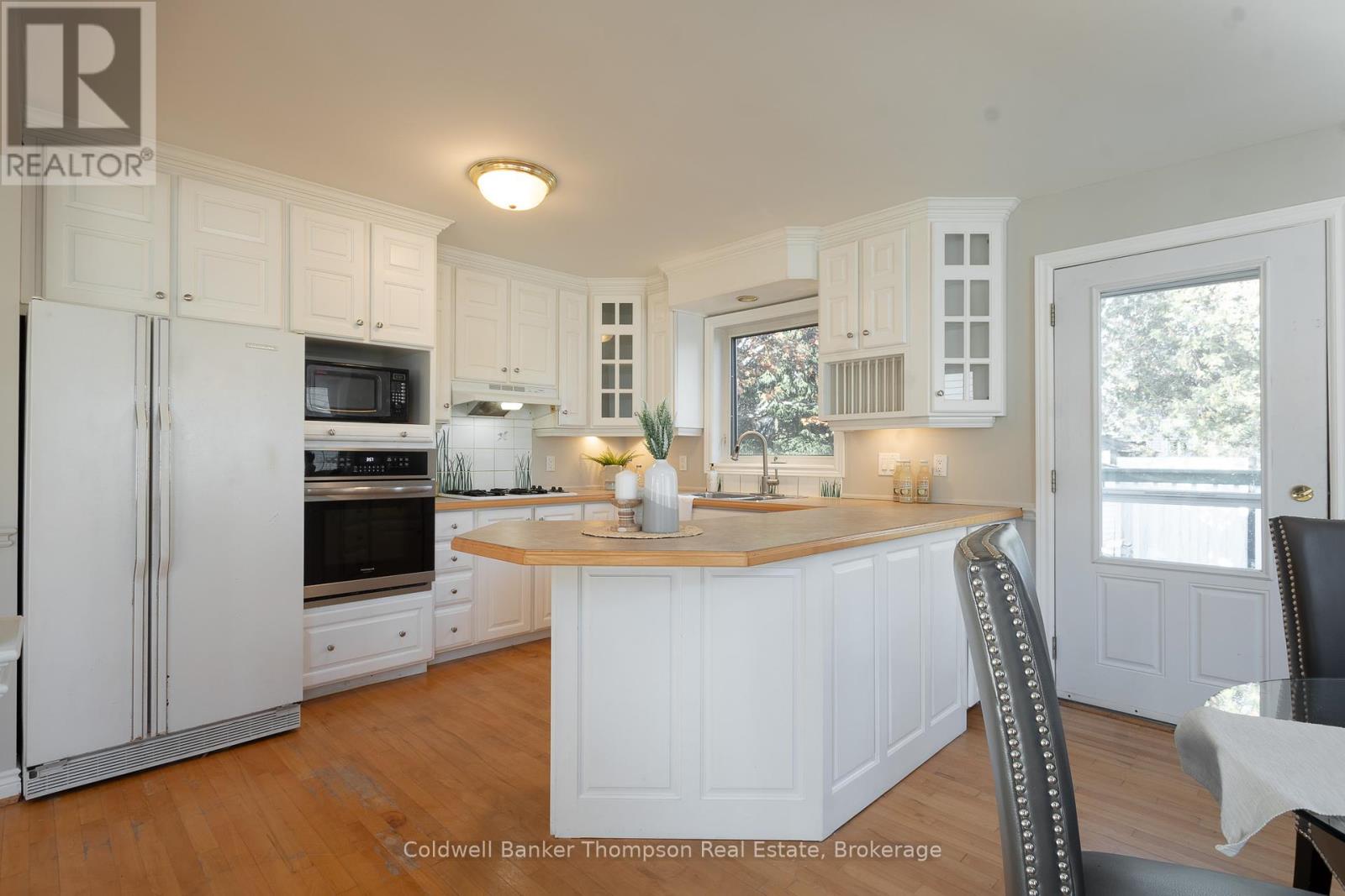30 Church Street, Huntsville, Ontario  P1H 1G8 - Photo 18 - X12185372