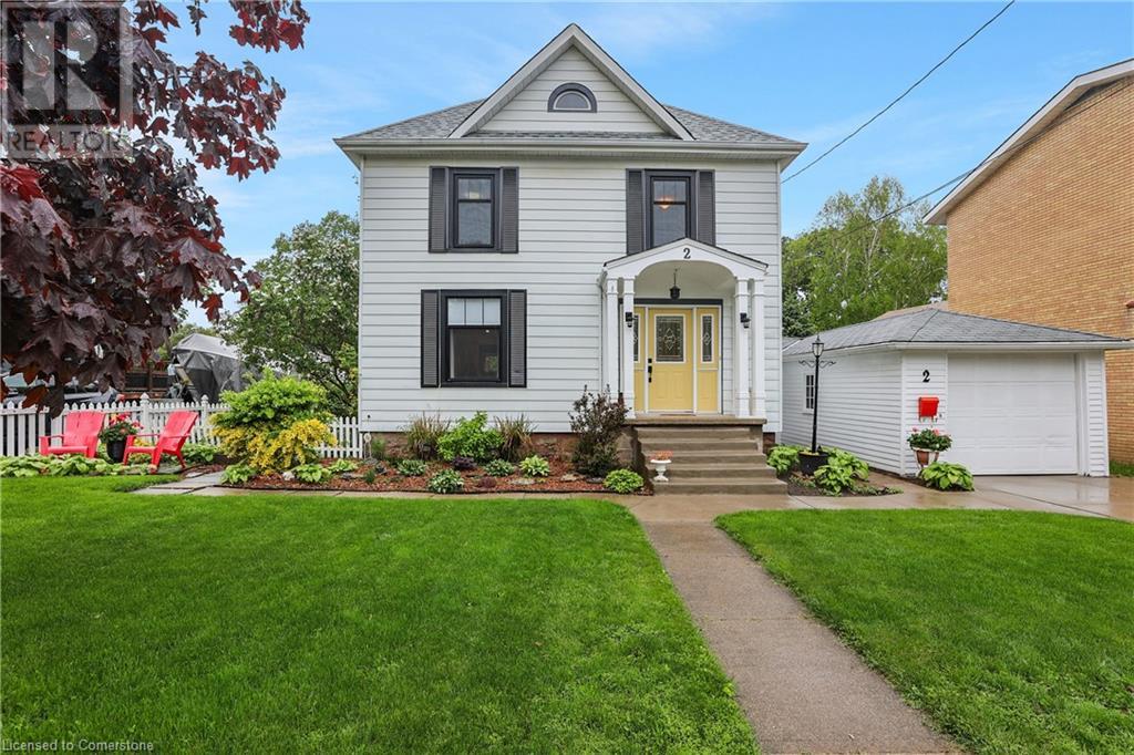 2 KIDD Avenue, Grimsby, Ontario