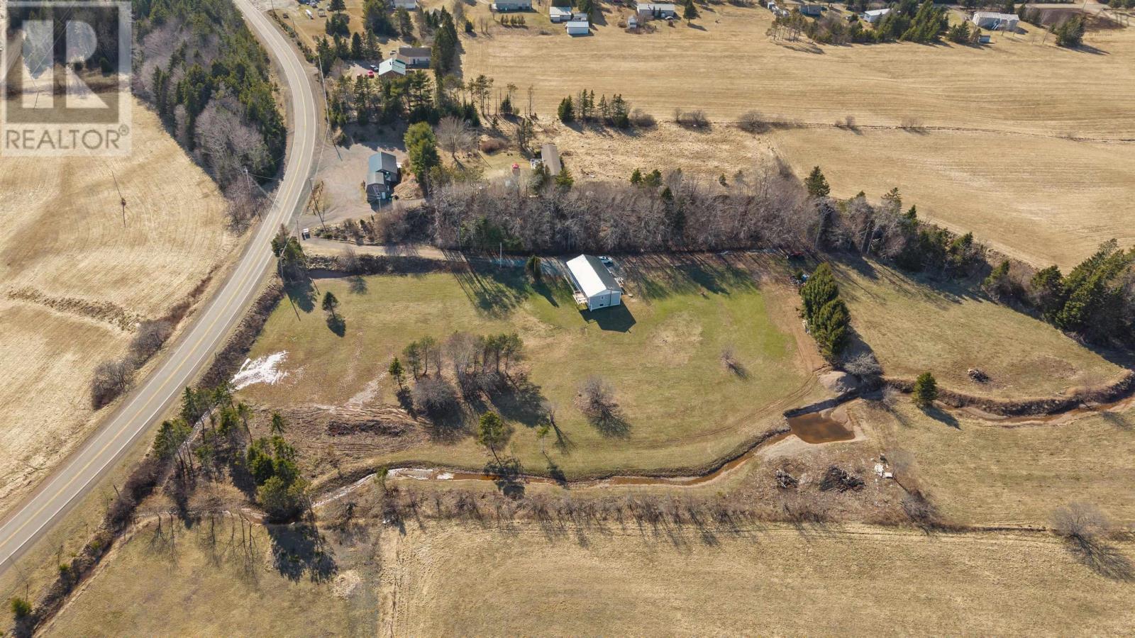 1197 Highway 2, Five Islands, Nova Scotia  B0M 1K0 - Photo 3 - 202509414