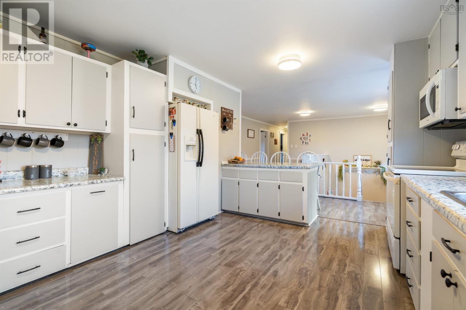 1197 Highway 2, Five Islands, Nova Scotia  B0M 1K0 - Photo 15 - 202509414