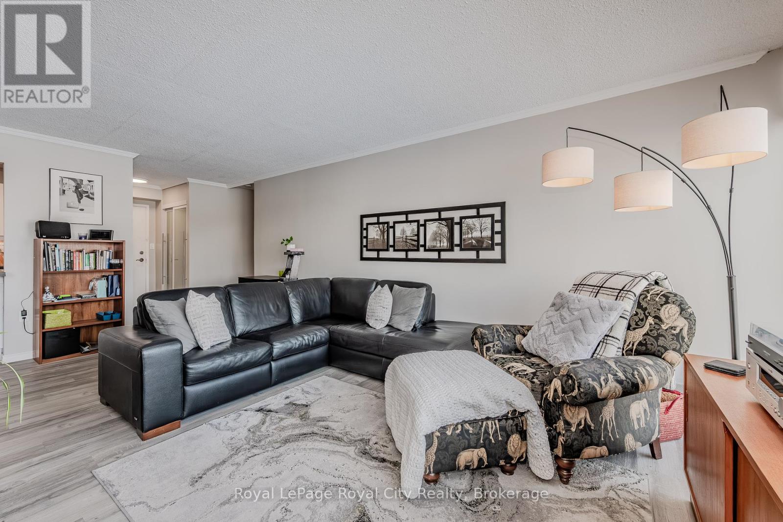 207 - 19 Woodlawn Road E, Guelph, Ontario  N1H 7B1 - Photo 11 - X12188245