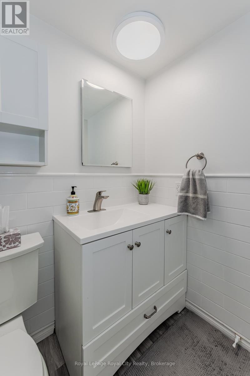 207 - 19 Woodlawn Road E, Guelph, Ontario  N1H 7B1 - Photo 26 - X12188245