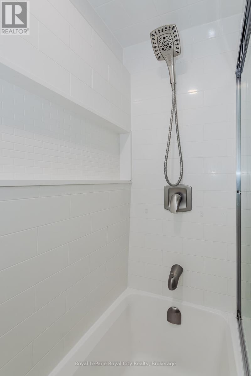 207 - 19 Woodlawn Road E, Guelph, Ontario  N1H 7B1 - Photo 28 - X12188245