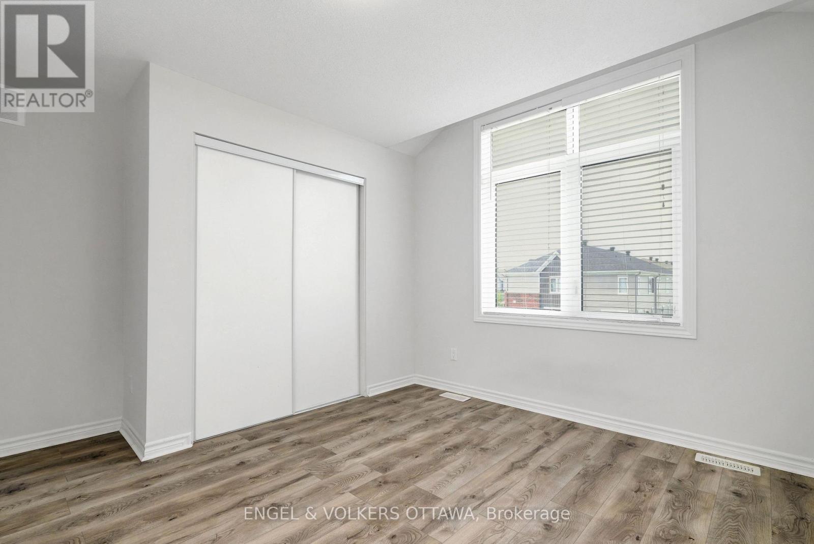 305 Lamarche Avenue, Ottawa, Ontario  K1C 1T1 - Photo 23 - X12188260
