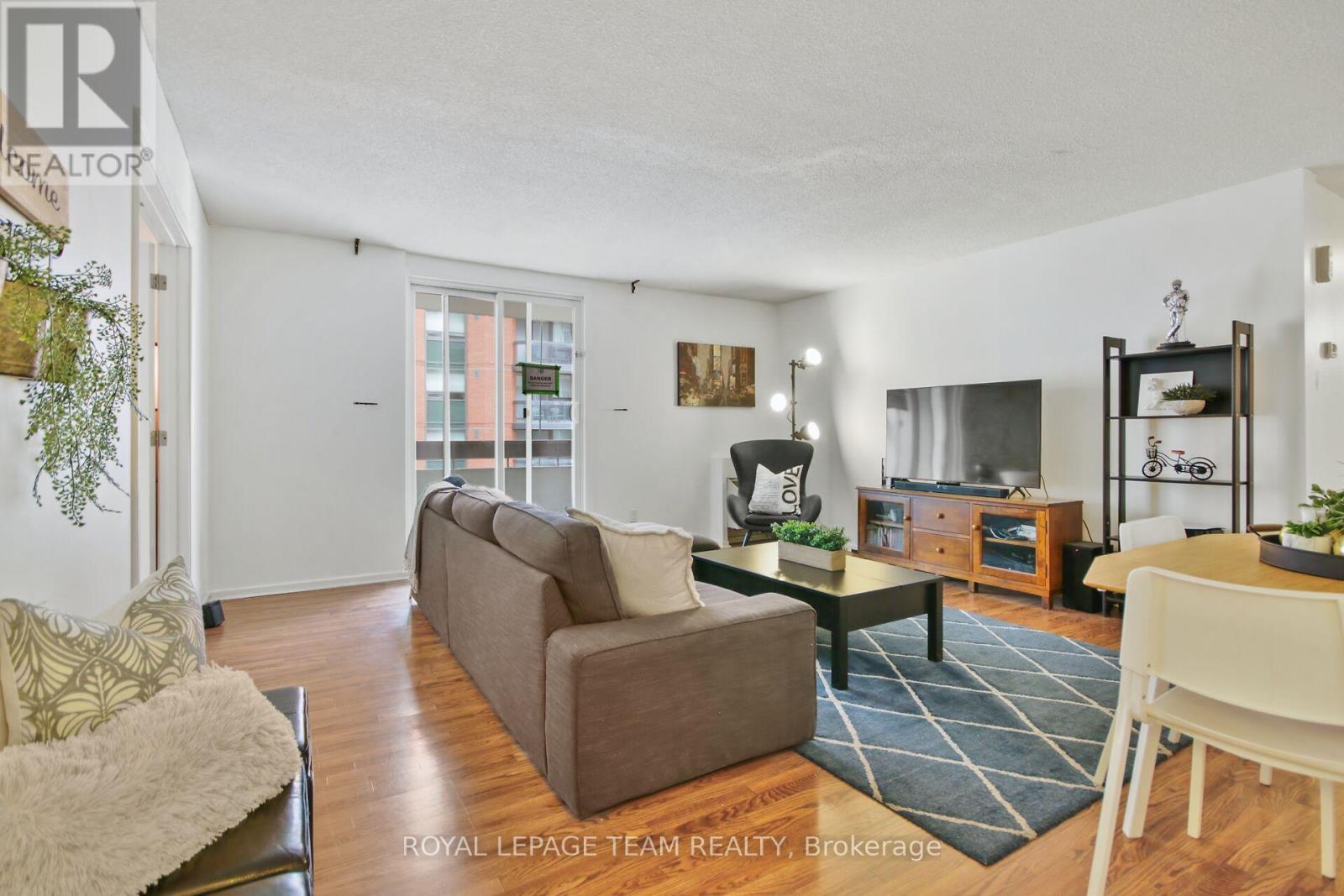 701 - 141 Somerset Street W, Ottawa, Ontario  K2P 2H1 - Photo 16 - X12188273