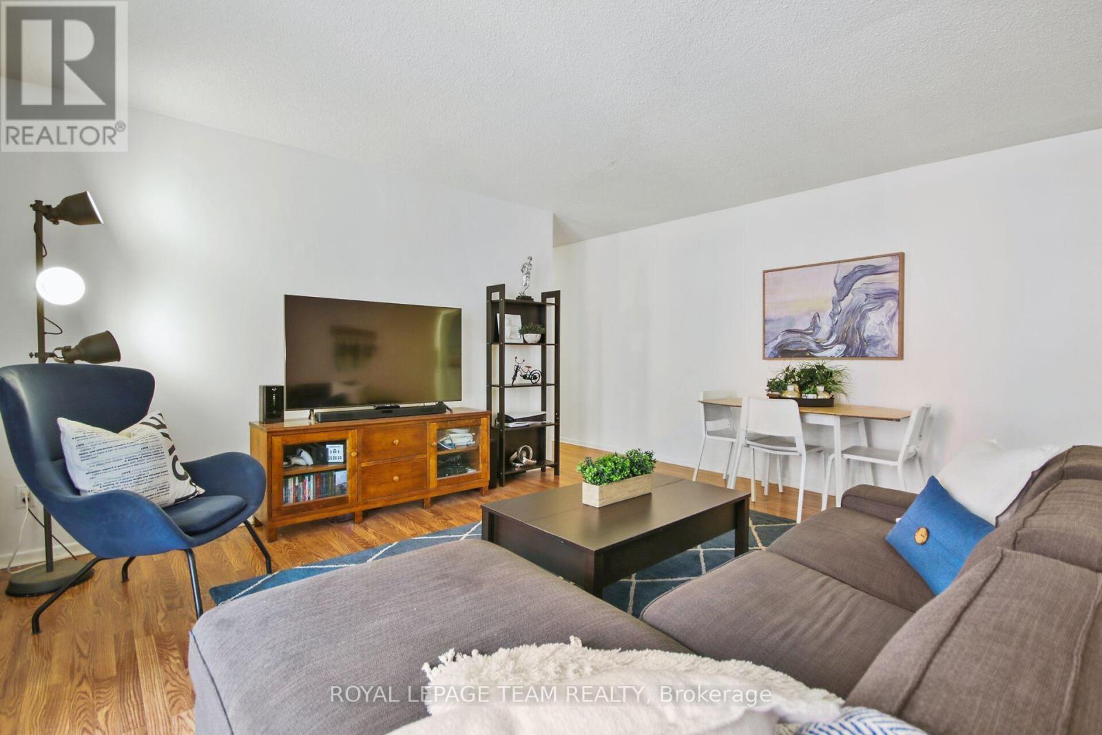 701 - 141 Somerset Street W, Ottawa, Ontario  K2P 2H1 - Photo 17 - X12188273