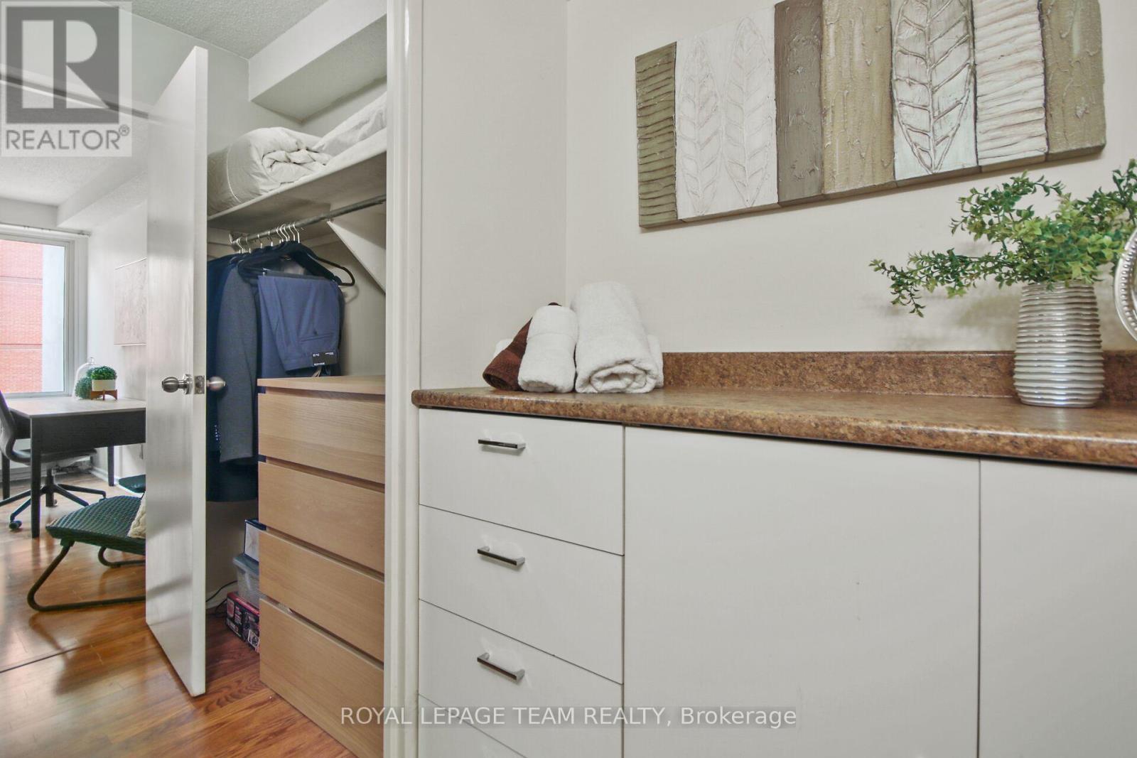 701 - 141 Somerset Street W, Ottawa, Ontario  K2P 2H1 - Photo 42 - X12188273