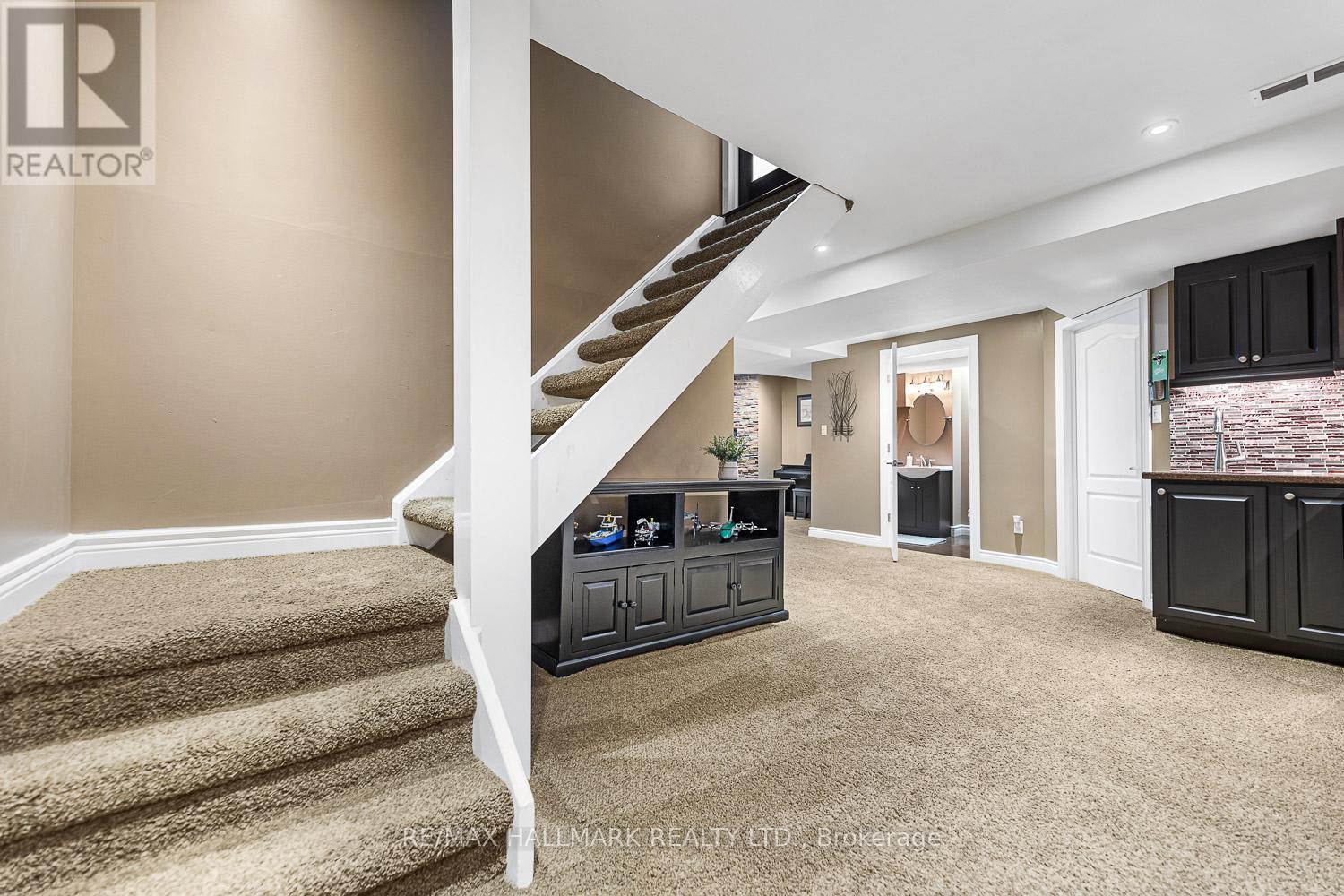 105 Secord Street, Pickering, Ontario  L1V 6V6 - Photo 30 - E12164536