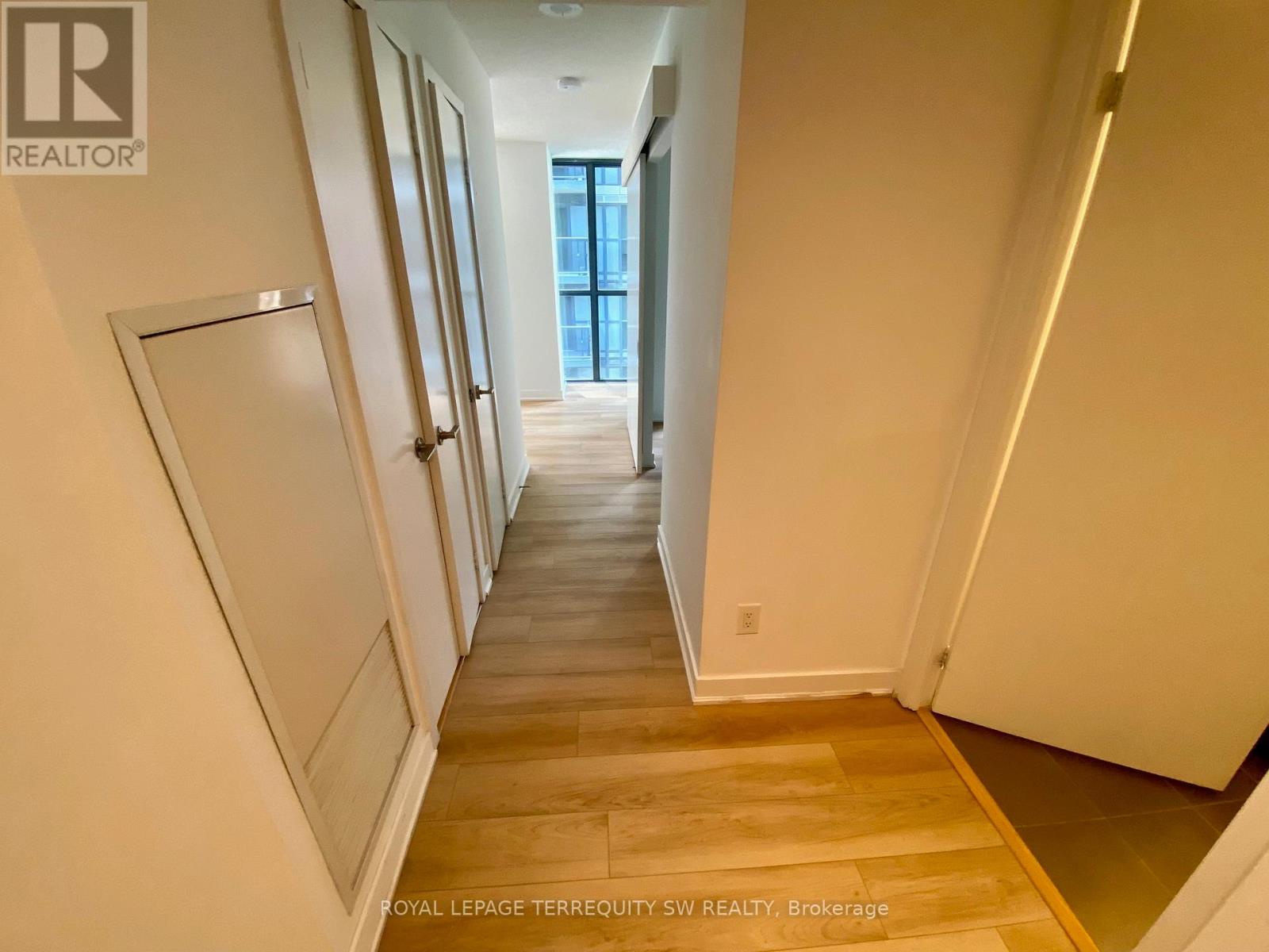 707 - 110 Charles Street E, Toronto, Ontario  M4Y 1T5 - Photo 31 - C12074093
