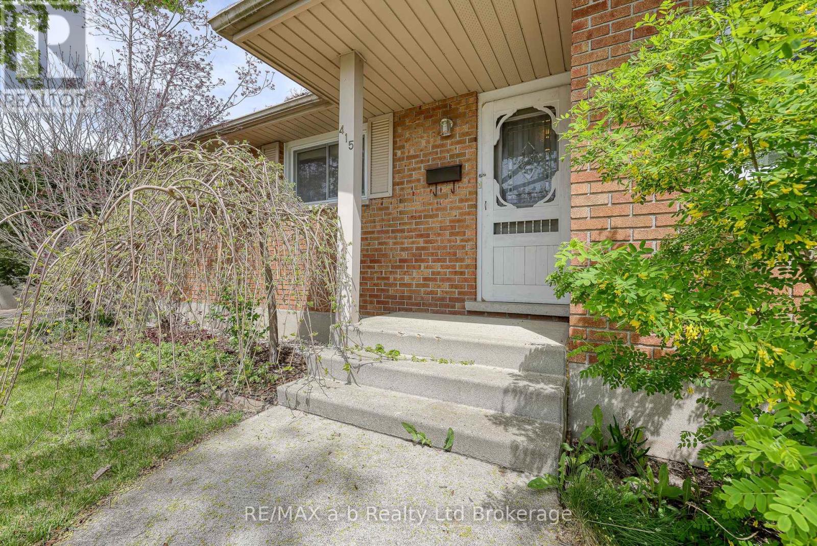 415 Lampman Place, Woodstock, Ontario  N4S 3S9 - Photo 20 - X12188227