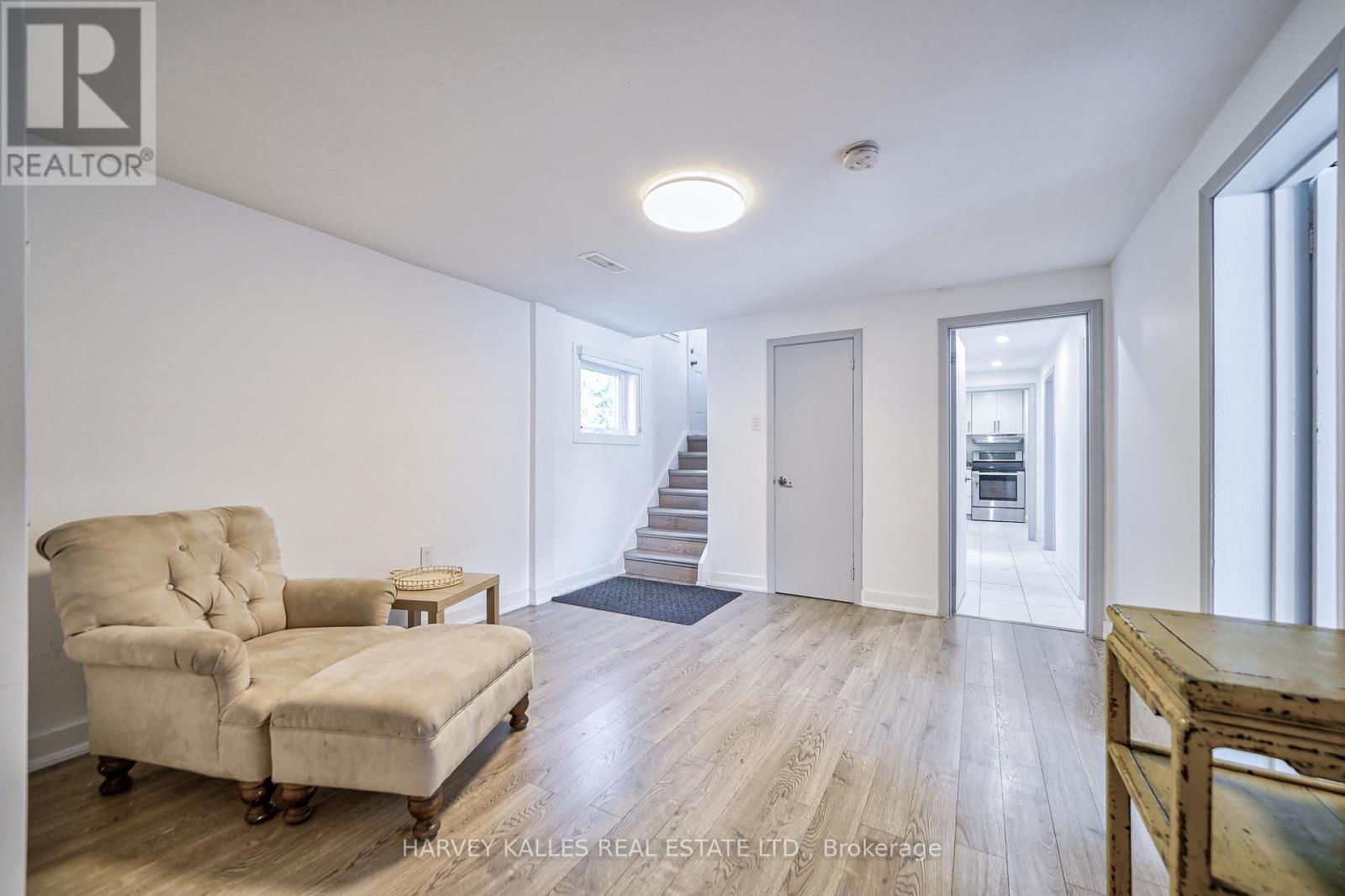 Lower - 215 Searle Avenue, Toronto, Ontario  M3H 4B6 - Photo 4 - C12185403