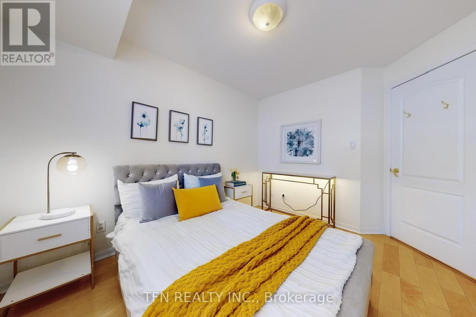 305 - 3130 Yonge Street, Toronto, Ontario  M4N 2K6 - Photo 19 - C12185437