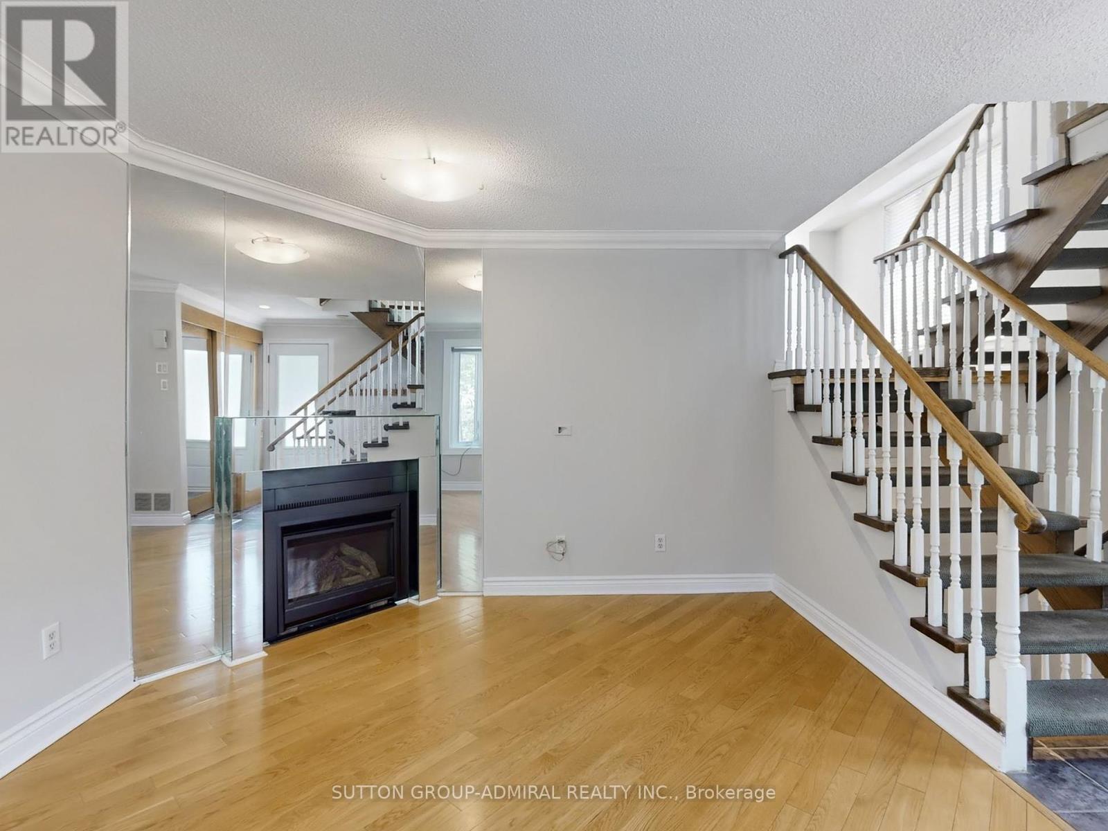 248 Glengrove Avenue W, Toronto, Ontario  M5N 1W1 - Photo 8 - C12185439