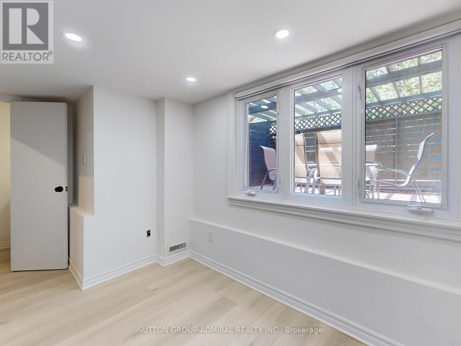 248 Glengrove Avenue W, Toronto, Ontario  M5N 1W1 - Photo 37 - C12185439