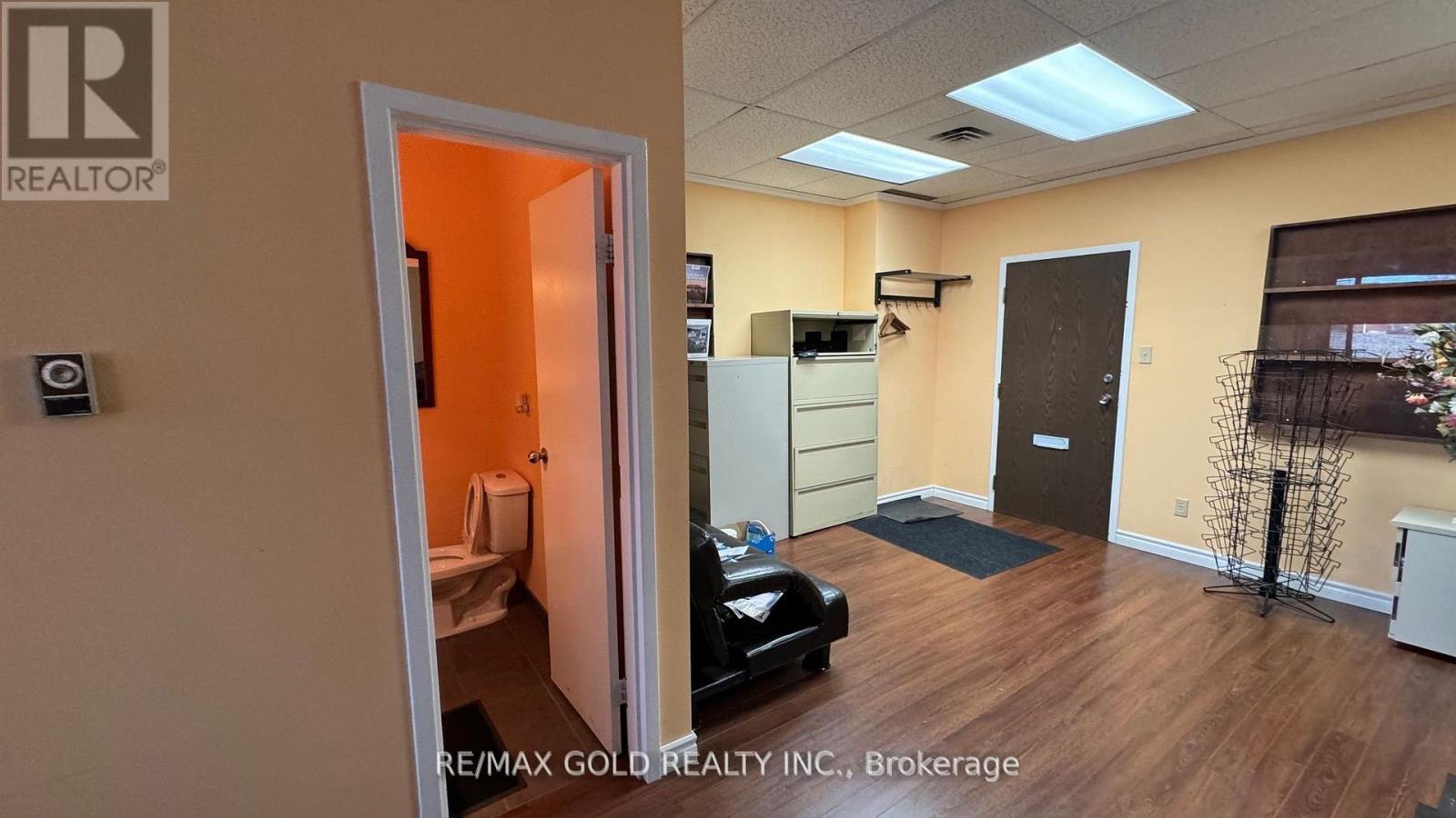 301 - 600 Sherbourne Street, Toronto, Ontario  M4X 1W4 - Photo 14 - C12185447