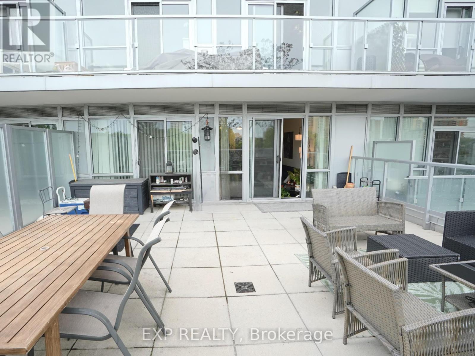 312 - 501 St Clair Avenue W, Toronto, Ontario  M5P 0A2 - Photo 1 - C12188236