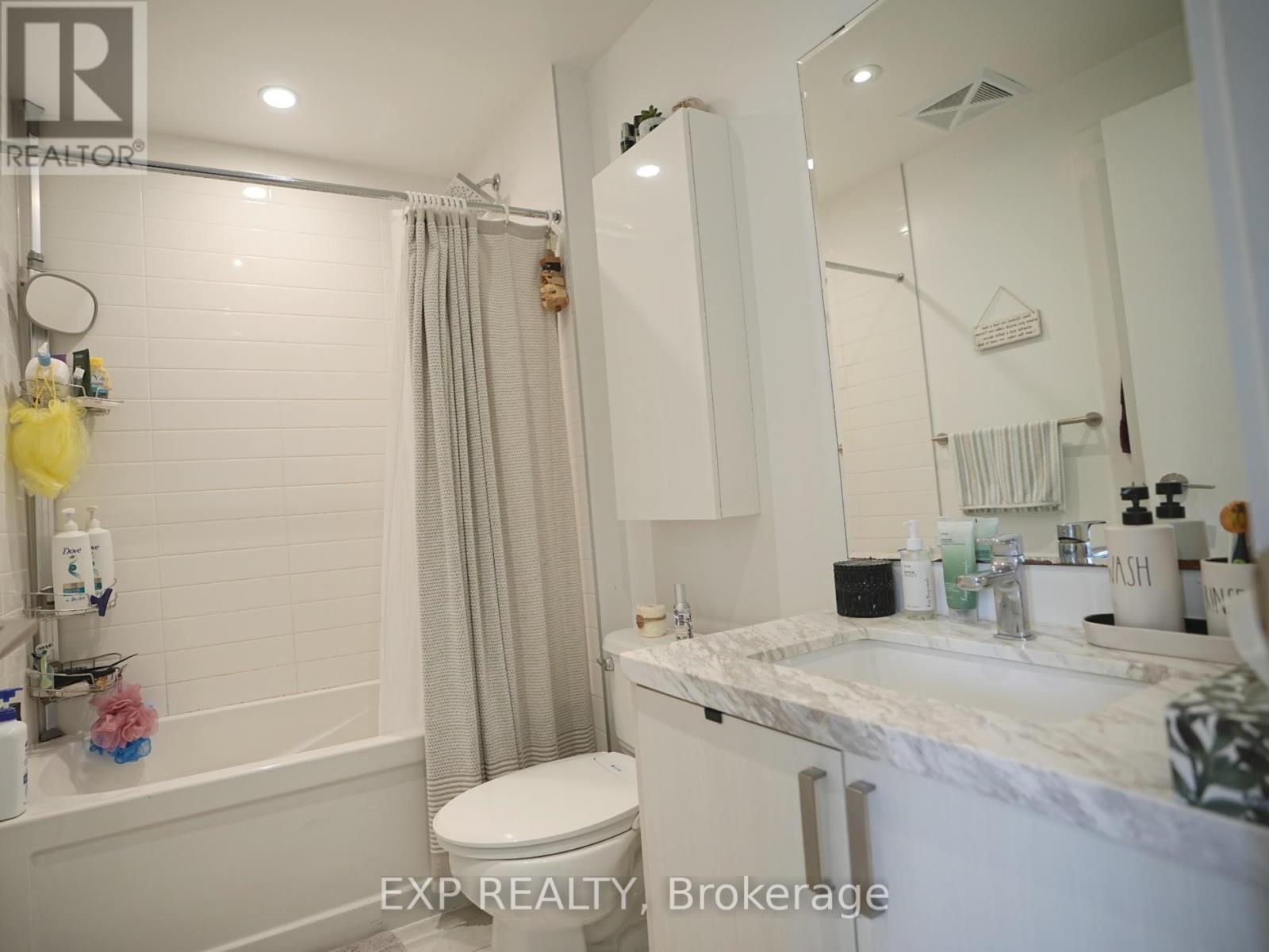 312 - 501 St Clair Avenue W, Toronto, Ontario  M5P 0A2 - Photo 11 - C12188236