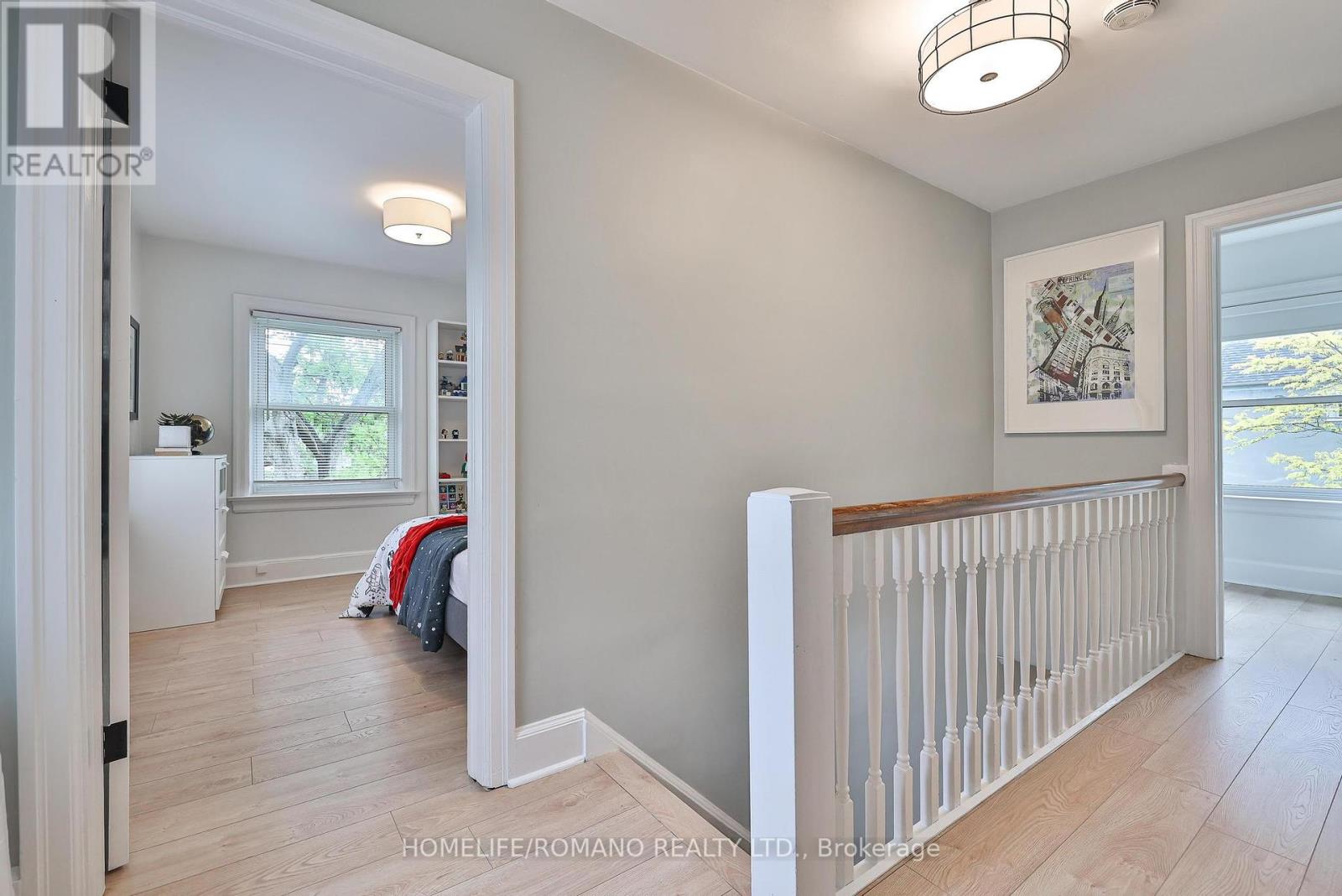 542 Deloraine Avenue, Toronto, Ontario  M5M 2C3 - Photo 35 - C12185577