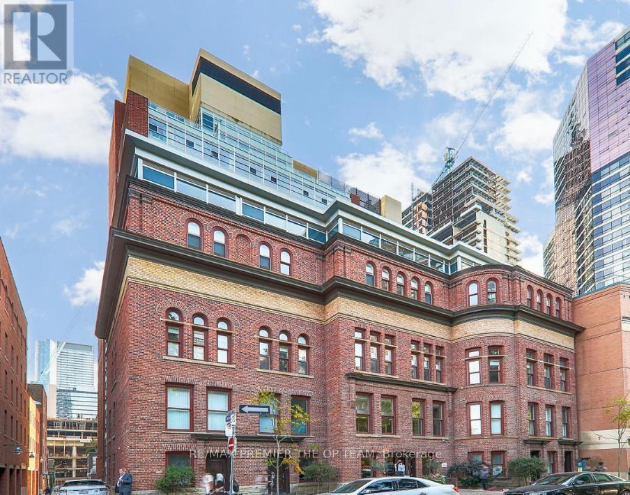 407 - 11 ST JOSEPH STREET, Toronto, Ontario
