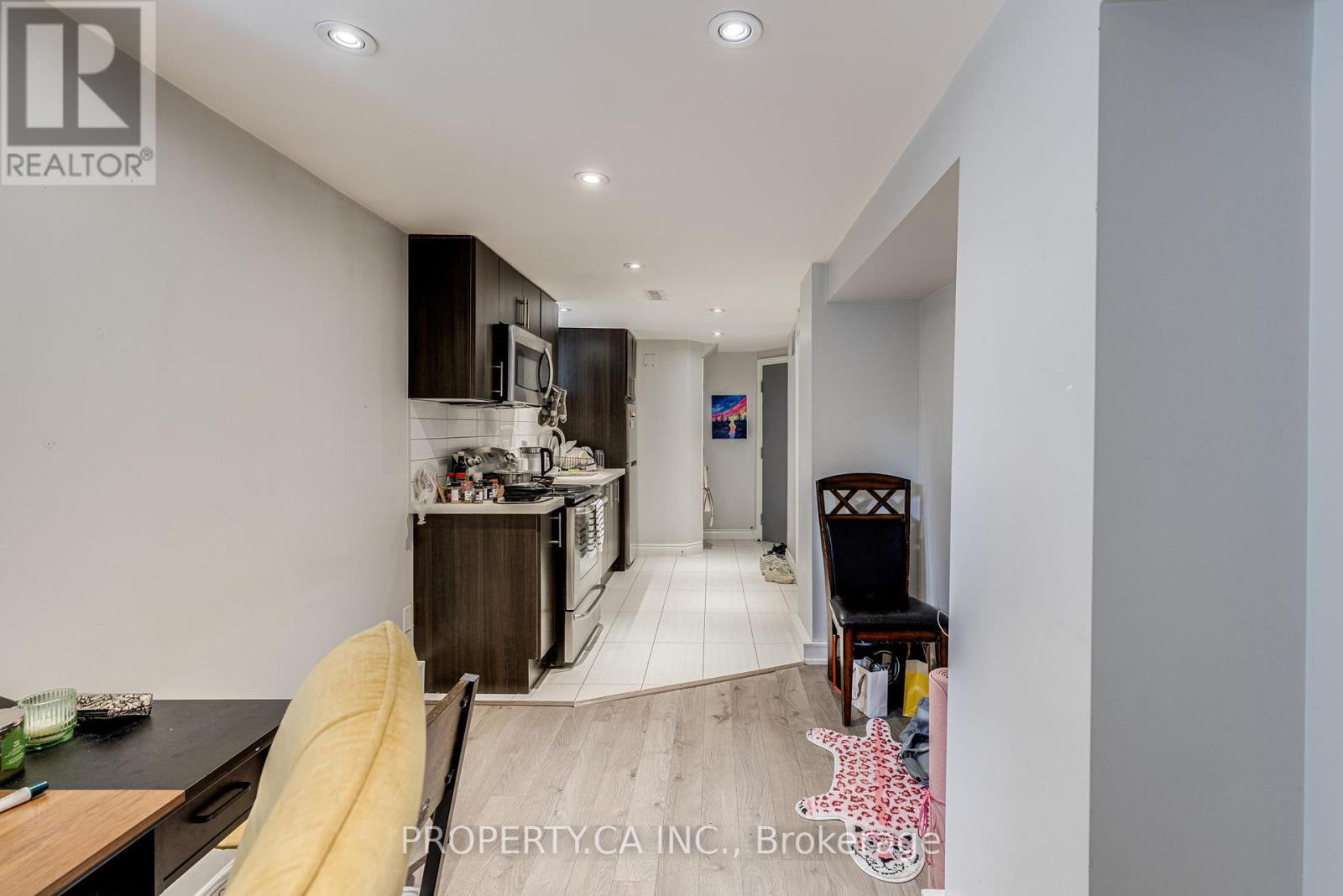 4 - 967 Avenue Road, Toronto, Ontario  M5P 2K9 - Photo 5 - C12185638